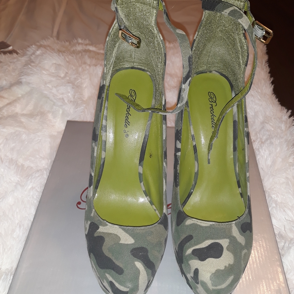 Women shoes